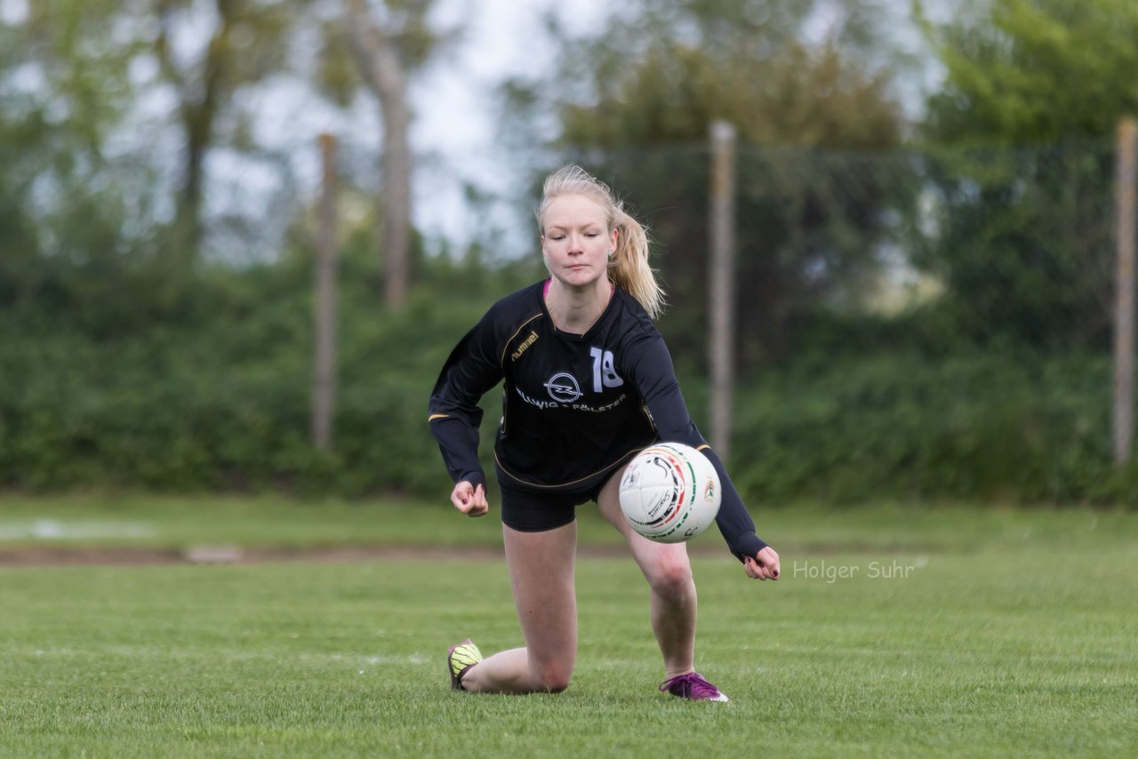 Bild 183 - Faustball Frauen Wiemersdorf